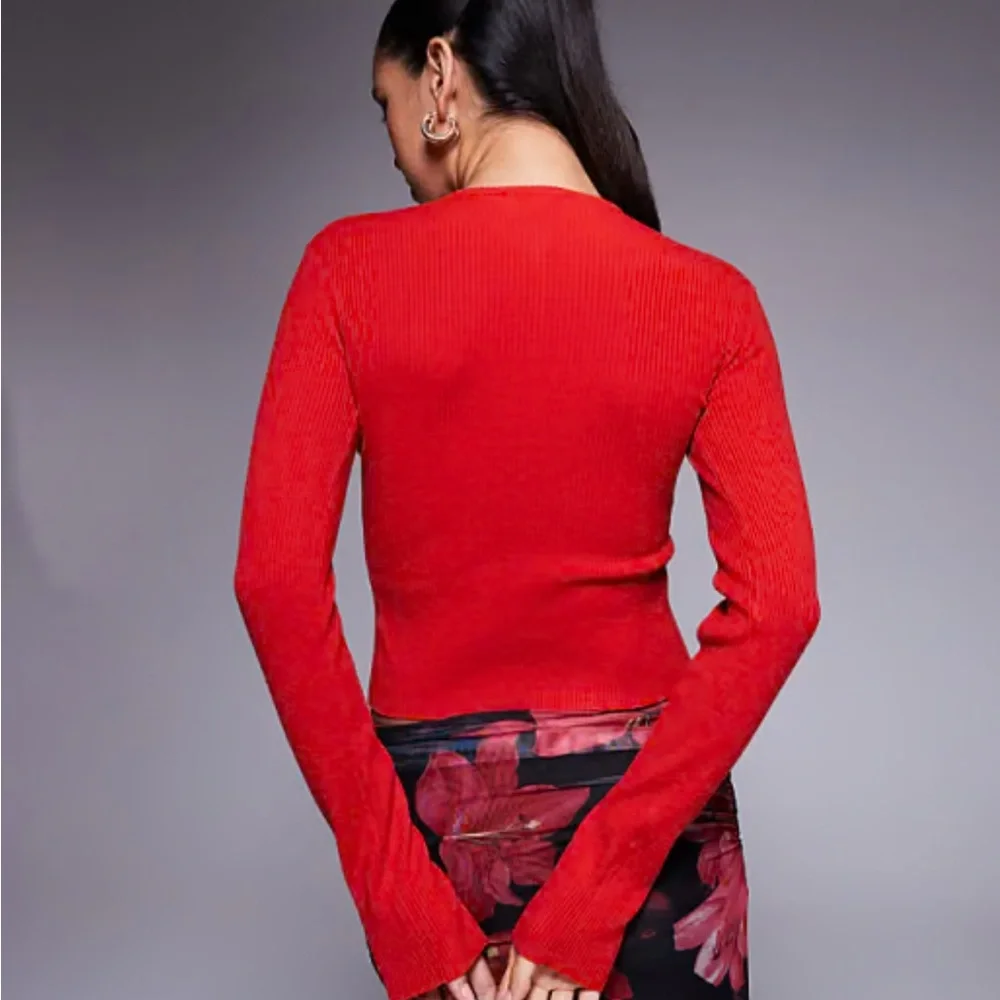 Princess Polly Red Cardigan Sweater - Picture 4 of 8